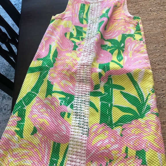 Lilly Pulitzer - Picture 2 of 5